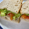 Фото к позиции меню Сэндвич с яичным салатом и лососем