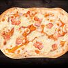 Фото к позиции меню Римская пицца Сливочный лосось