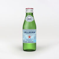 Вода Sanpellegrino