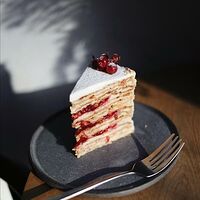 Торт Наполеон ваниль - клюква