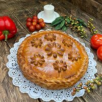 Пирог с фаршем сыром и грибами