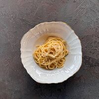 Спагетти Cacio e Pepe