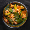Фото к позиции меню Салат с креветками, овощами и шпинатом