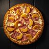 Фото к позиции меню Пицца Бекон с мандаринами