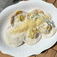 Равиоли с курицей и шпинатом