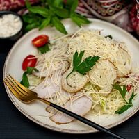 Салат Цезарь с курицей 