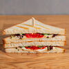 Фото к позиции меню Сэндвич с помидором и сыром бри