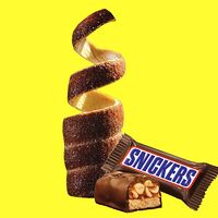 С нугой Snickers S