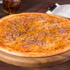 Фото к позиции меню Пицца с тунцом и красным луком по-сицилийски 32 см