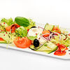 Фото к позиции меню Греческий салат с паннакоттой из феты