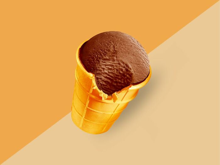 Мороженое Золотой Стандарт Пломбир шоколадный стаканчик