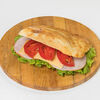 Фото к позиции меню Сэндвич с сыром и ветчиной