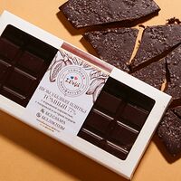Шоколадная плитка Тёмный шоколад 77% с взрывной карамелью, паприкой и острым перцем