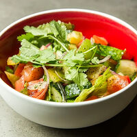 Салат со свежими овощами