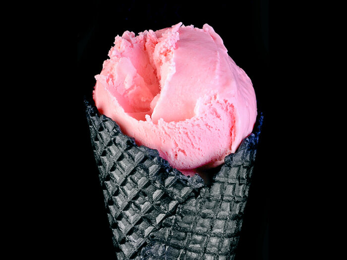 Мороженое с жвачкой. Мороженое бабл гам. Мороженое алкрим. Реклама мороженого Alcreme. Мороженное вафельный стаканчик Баббл-гам70/34.