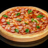 Фото к позиции меню Пицца с охотничьими колбасками
