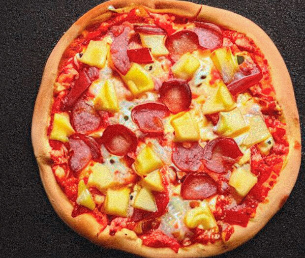 Hawaiiian pizza