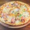 Фото к позиции меню Пицца с фаршем, помидорами и сыром