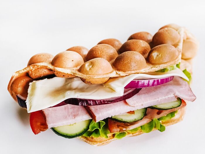 Сэндвич-вафля с карбонадом