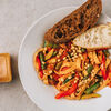 Фото к позиции меню Паста с овощами в томатном соусе