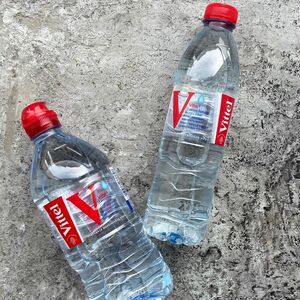 Вода Vittel