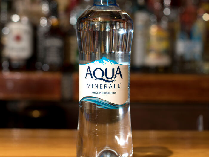 Вода Aqua minerale