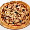 Фото к позиции меню Пицца с тунцом и фирменным соусом для корочек