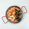 Фото к позиции меню Сковорода с миксом морепродуктов в Неаполитанском соусе