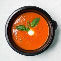 Томатный крем-суп с моцареллой