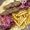 Фото к позиции меню Люля-кебаб из баранины с картофелем фри и салатом
