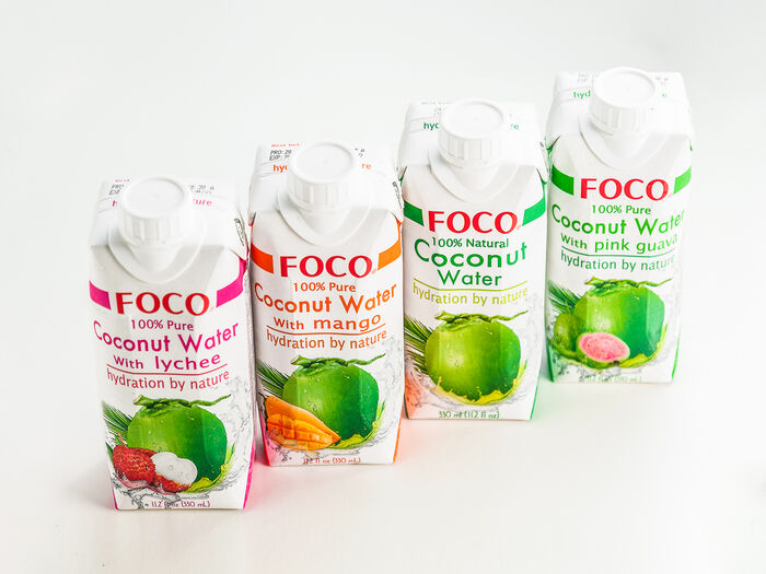 Натуральная кокосовая вода без сахара Foco
