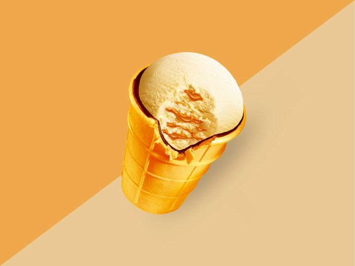 Мороженое Золотой Стандарт Пломбир со сгущенкой стаканчик