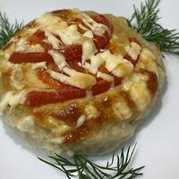 Бифштекс из курицы с помидорами и сыром