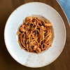 Фото к позиции меню Спагетти с продуктами моря в томатном соусе