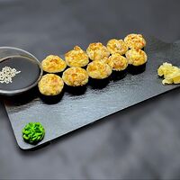 Запеченный ролл с курицей и беконом