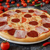 Фото к позиции меню Пицца с салями и беконом