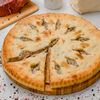 Фото к позиции меню Осетинский пирог с мясом и осетинским сыром