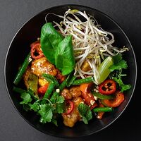 Hot Asia c куриной грудкой и соусом свит чили