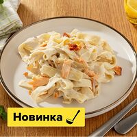 Фетучини с лососем