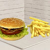 Фото к позиции меню Бургер с говядиной и картошка