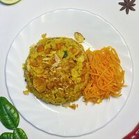 Ком Ранг - жареный рис с морепродуктами 