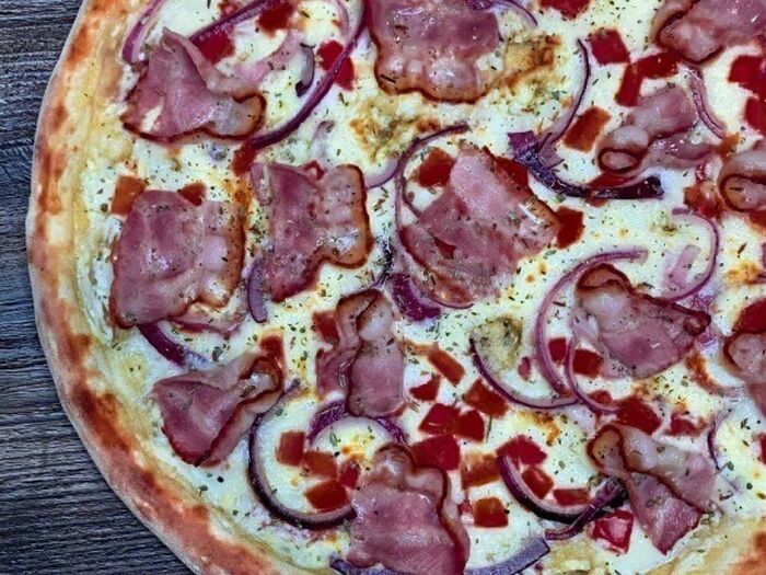Пицца Карбонара 32см на белом чесночном соусе