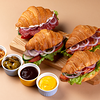 Фото к позиции меню Собери свой круассан-сэндвич