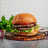 Фото к позиции меню Гамбургер говяжий двойной