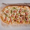Фото к позиции меню Мини-пицца с беконом и луком