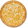 Фото к позиции меню Пицца Удовольствие с сыром на толстом тесте