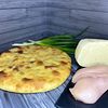 Фото к позиции меню Осетинский пирог с сыром и цыплёнком
