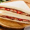 Фото к позиции меню Сэндвич с нутелла, клубника, банан