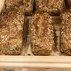 Фото к позиции меню Пшеничный хлеб с семенами маленький