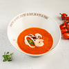 Фото к позиции меню Томатный суп-пюре с морепродуктами и базиликом